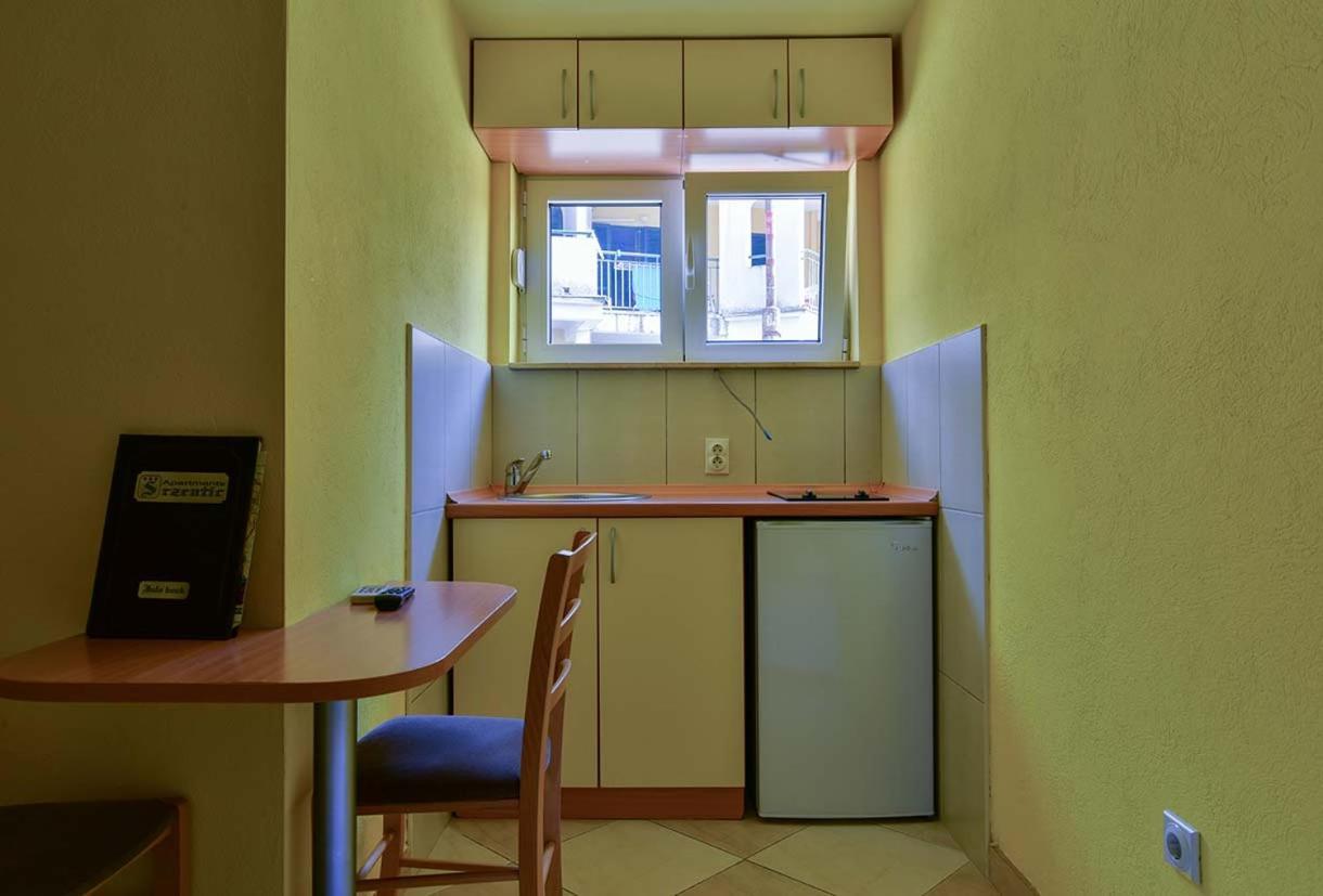 Apartments Srzentic Petrovac Εξωτερικό φωτογραφία
