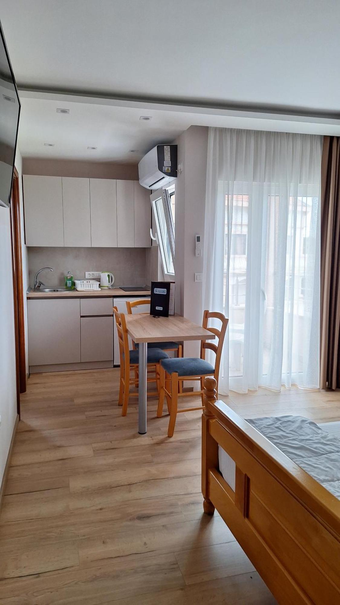 Apartments Srzentic Petrovac Εξωτερικό φωτογραφία