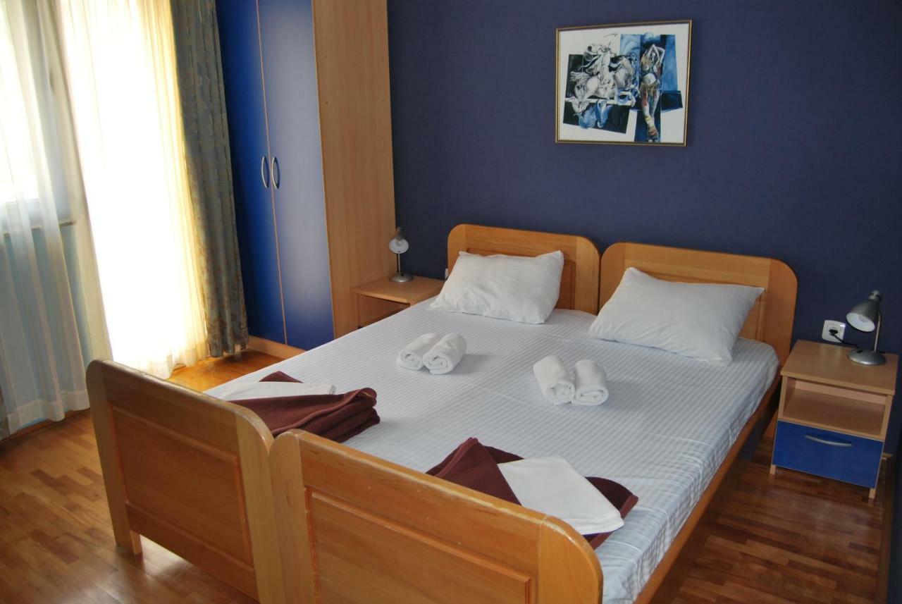 Apartments Srzentic Petrovac Εξωτερικό φωτογραφία