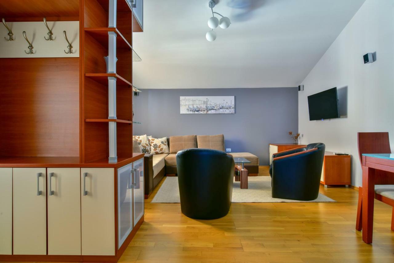 Apartments Srzentic Petrovac Εξωτερικό φωτογραφία