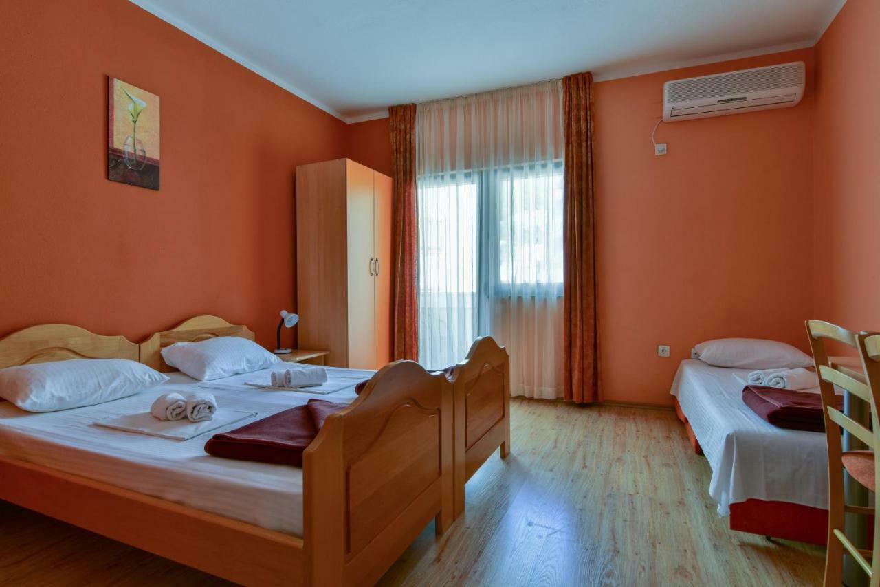 Apartments Srzentic Petrovac Εξωτερικό φωτογραφία