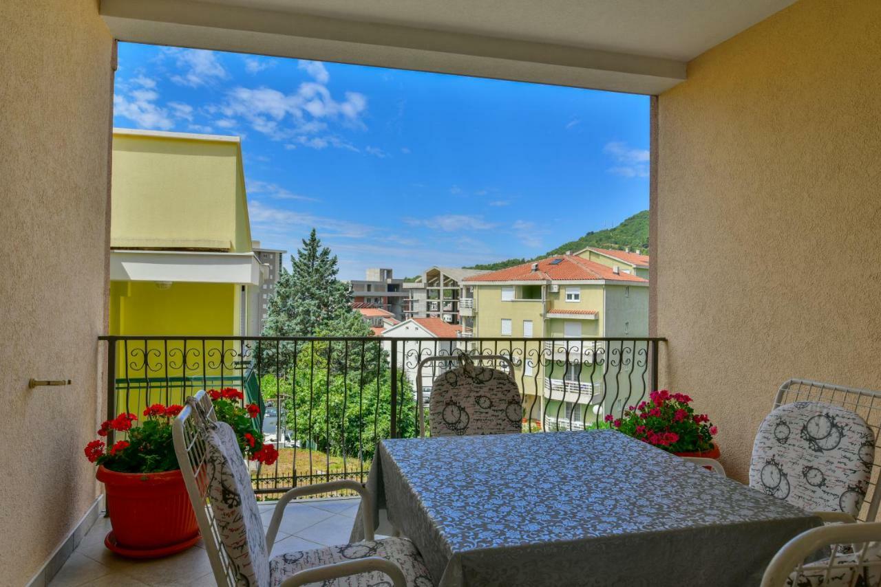 Apartments Srzentic Petrovac Εξωτερικό φωτογραφία